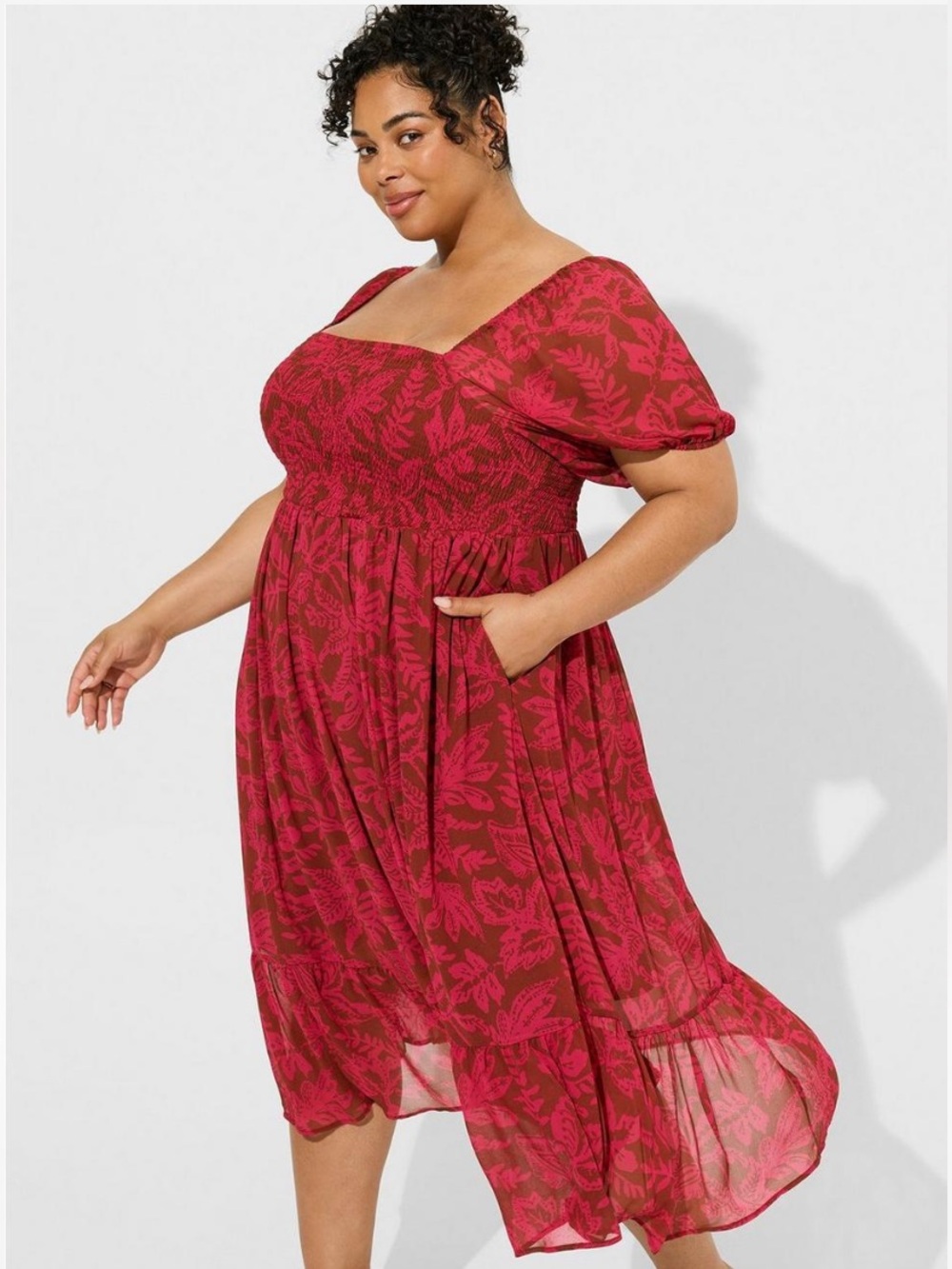 Torrid NWT Smocked Floral Leaves Puff Sleeve Midi Dress Size 4X